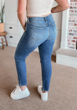 Load image into Gallery viewer, DESIRABLE DESTINATIONS MEDIUM WASH HIGH RISE DISTRESSED MOM JEANS
