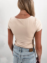 Load image into Gallery viewer, IT GIRL SQAURE NECK TOP [BEIGE]
