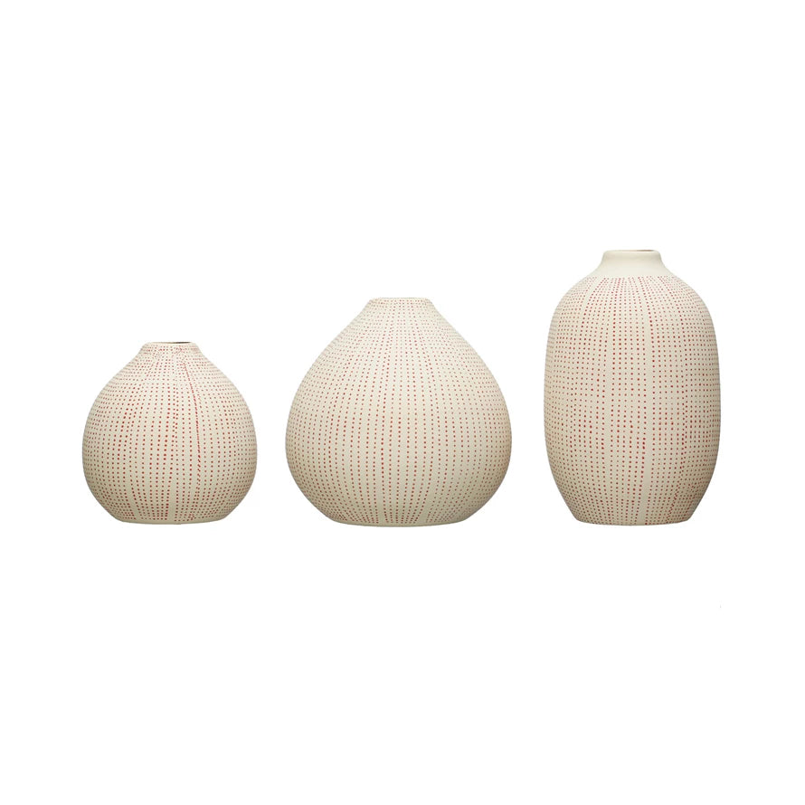 TEXTURED STONEWARE VASES [RUST]